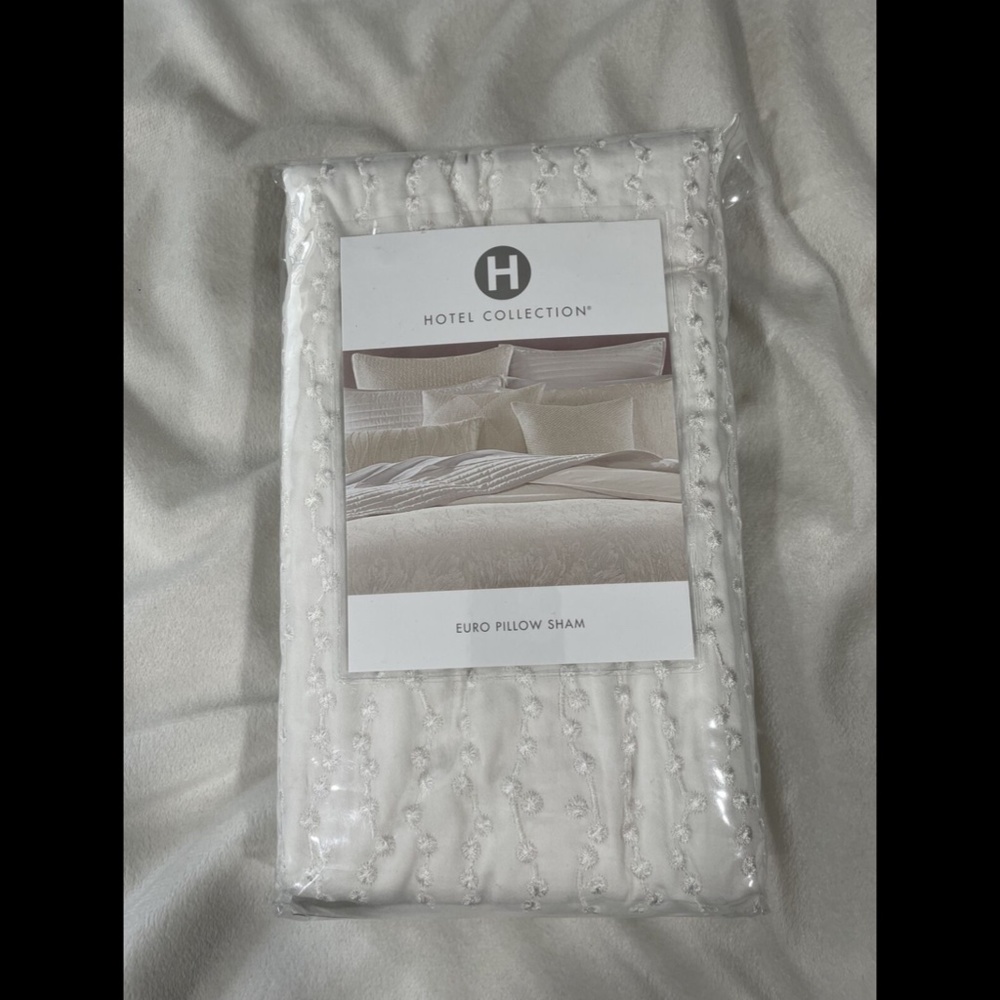 NIB $135 Hotel Collection Artisan (1) Euro‎ Sham